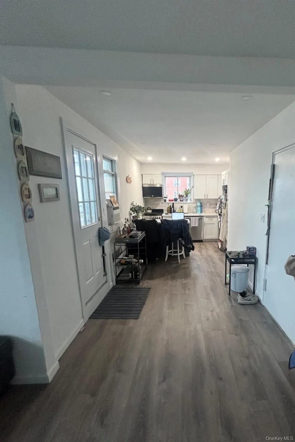 555 Broadway, Long Beach, NY, 1 Bedroom Bedrooms, 3 Rooms Rooms,1 BathroomBathrooms,Residential Lease,For Rent,Broadway,0,984195 555 Broadway, Long Beach, NY, 1 Bedroom Bedrooms, 3 Rooms Rooms,1 BathroomBathrooms,Residential Lease,For Rent,Broadway,0,984195