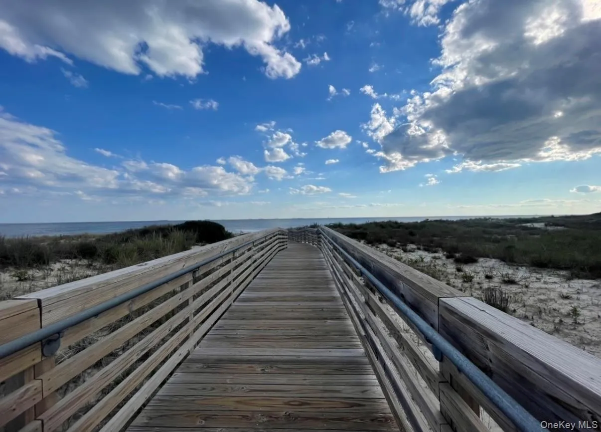 555 Broadway, Long Beach, NY, 1 Bedroom Bedrooms, 3 Rooms Rooms,1 BathroomBathrooms,Residential Lease,For Rent,Broadway,0,984195 555 Broadway, Long Beach, NY, 1 Bedroom Bedrooms, 3 Rooms Rooms,1 BathroomBathrooms,Residential Lease,For Rent,Broadway,0,984195