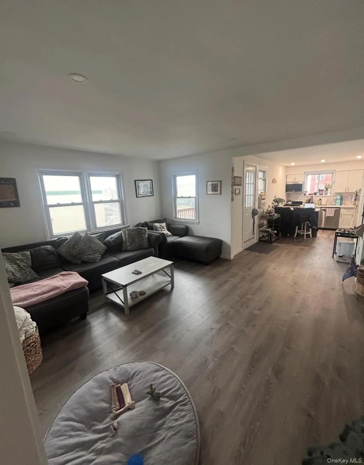 555 Broadway, Long Beach, NY, 1 Bedroom Bedrooms, 3 Rooms Rooms,1 BathroomBathrooms,Residential Lease,For Rent,Broadway,0,984195 555 Broadway, Long Beach, NY, 1 Bedroom Bedrooms, 3 Rooms Rooms,1 BathroomBathrooms,Residential Lease,For Rent,Broadway,0,984195