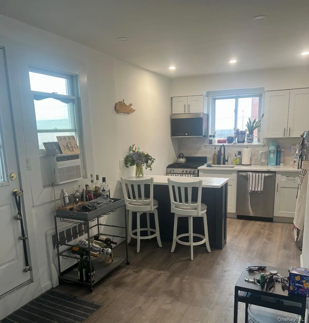 555 Broadway, Long Beach, NY, 1 Bedroom Bedrooms, 3 Rooms Rooms,1 BathroomBathrooms,Residential Lease,For Rent,Broadway,0,984195 555 Broadway, Long Beach, NY, 1 Bedroom Bedrooms, 3 Rooms Rooms,1 BathroomBathrooms,Residential Lease,For Rent,Broadway,0,984195