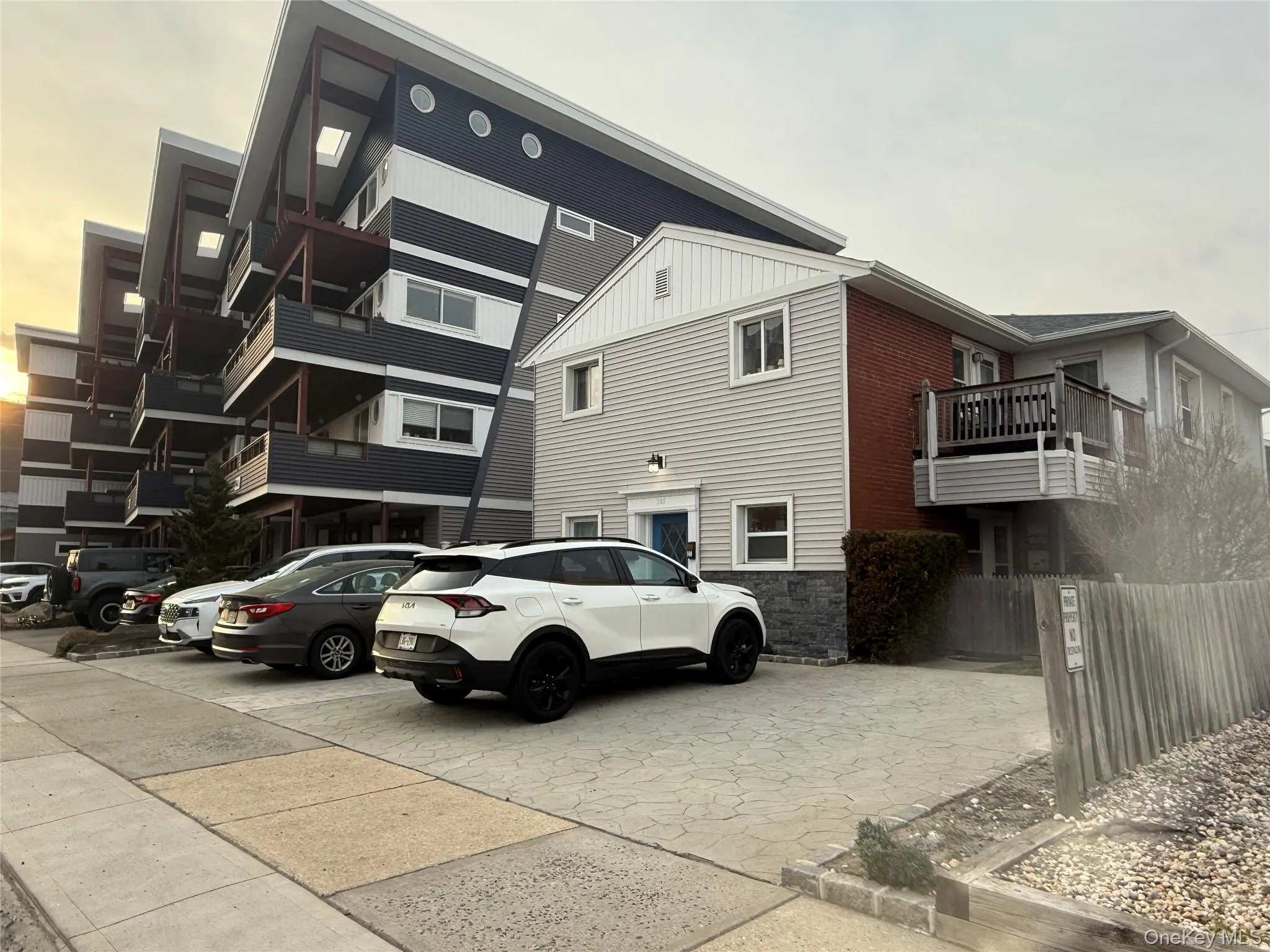 555 Broadway, Long Beach, NY, 1 Bedroom Bedrooms, 3 Rooms Rooms,1 BathroomBathrooms,Residential Lease,For Rent,Broadway,0,984195 555 Broadway, Long Beach, NY, 1 Bedroom Bedrooms, 3 Rooms Rooms,1 BathroomBathrooms,Residential Lease,For Rent,Broadway,0,984195