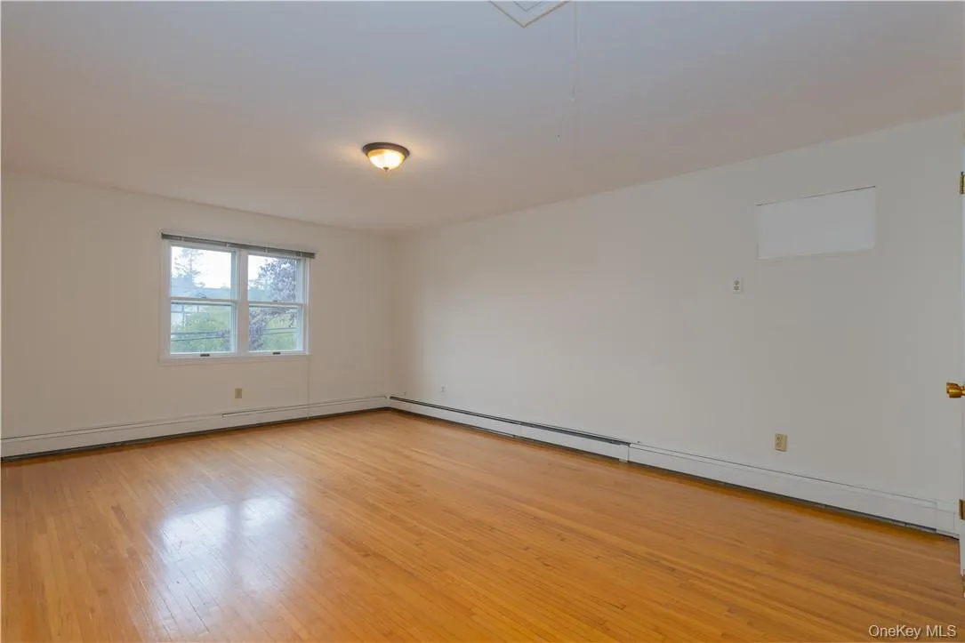 Third bedroom. Third bedroom.