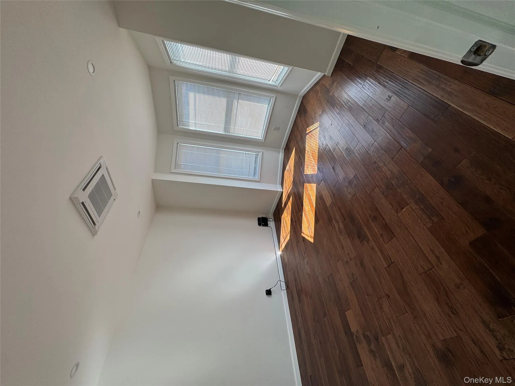 88-36 77th Street, New York, NY, 4 Bedrooms Bedrooms, 7 Rooms Rooms,2 BathroomsBathrooms,Residential Lease,For Rent,77th,0,984209 88-36 77th Street, New York, NY, 4 Bedrooms Bedrooms, 7 Rooms Rooms,2 BathroomsBathrooms,Residential Lease,For Rent,77th,0,984209