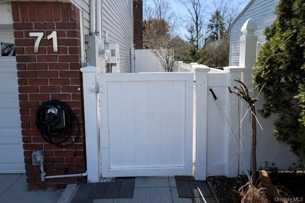 71 Lido Prom, Babylon, NY, 2 Bedrooms Bedrooms, 4 Rooms Rooms,1 BathroomBathrooms,Residential Lease,For Rent,Lido,0,984218 71 Lido Prom, Babylon, NY, 2 Bedrooms Bedrooms, 4 Rooms Rooms,1 BathroomBathrooms,Residential Lease,For Rent,Lido,0,984218