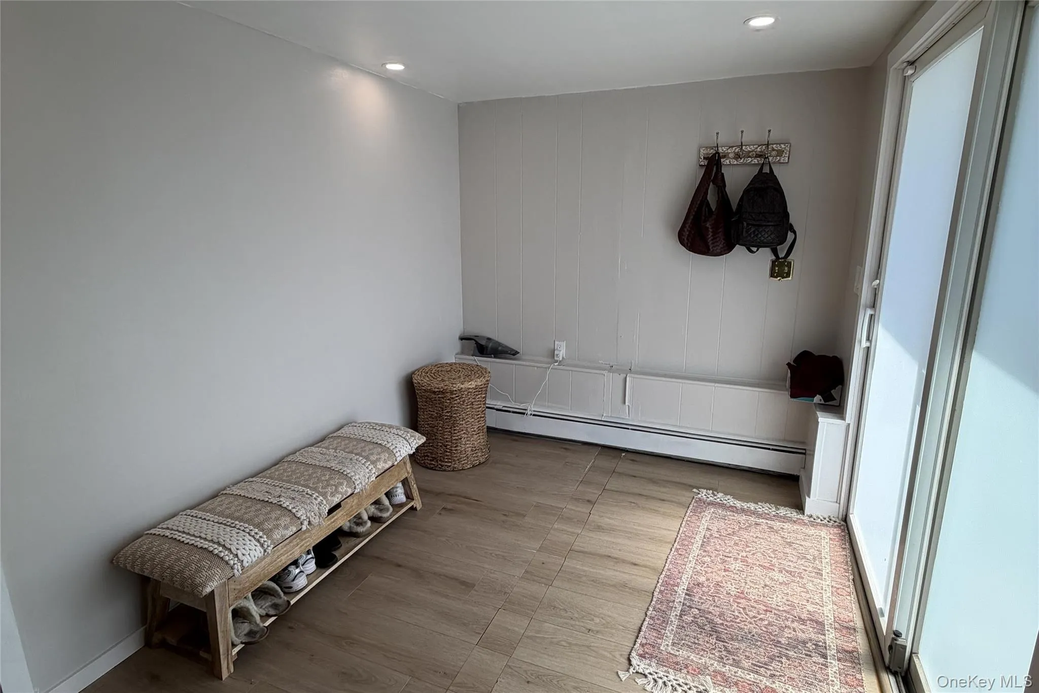 71 Lido Prom, Babylon, NY, 2 Bedrooms Bedrooms, 4 Rooms Rooms,1 BathroomBathrooms,Residential Lease,For Rent,Lido,0,984218 71 Lido Prom, Babylon, NY, 2 Bedrooms Bedrooms, 4 Rooms Rooms,1 BathroomBathrooms,Residential Lease,For Rent,Lido,0,984218