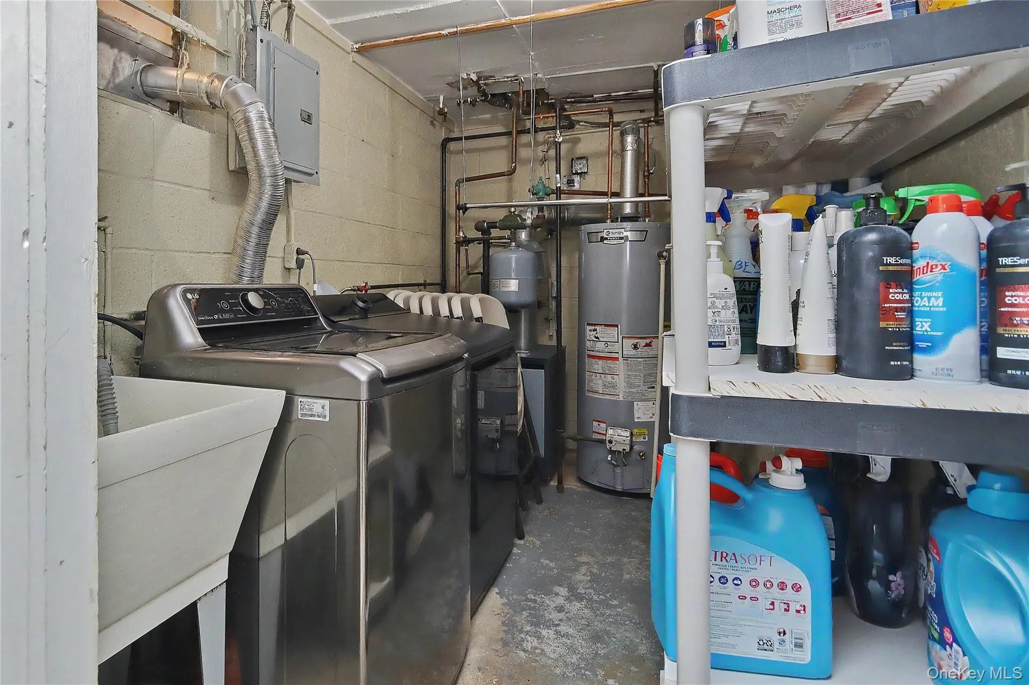 Almost-new high-end washer and dryer AND recently installed Boiler and HWH Almost-new high-end washer and dryer AND recently installed Boiler and HWH