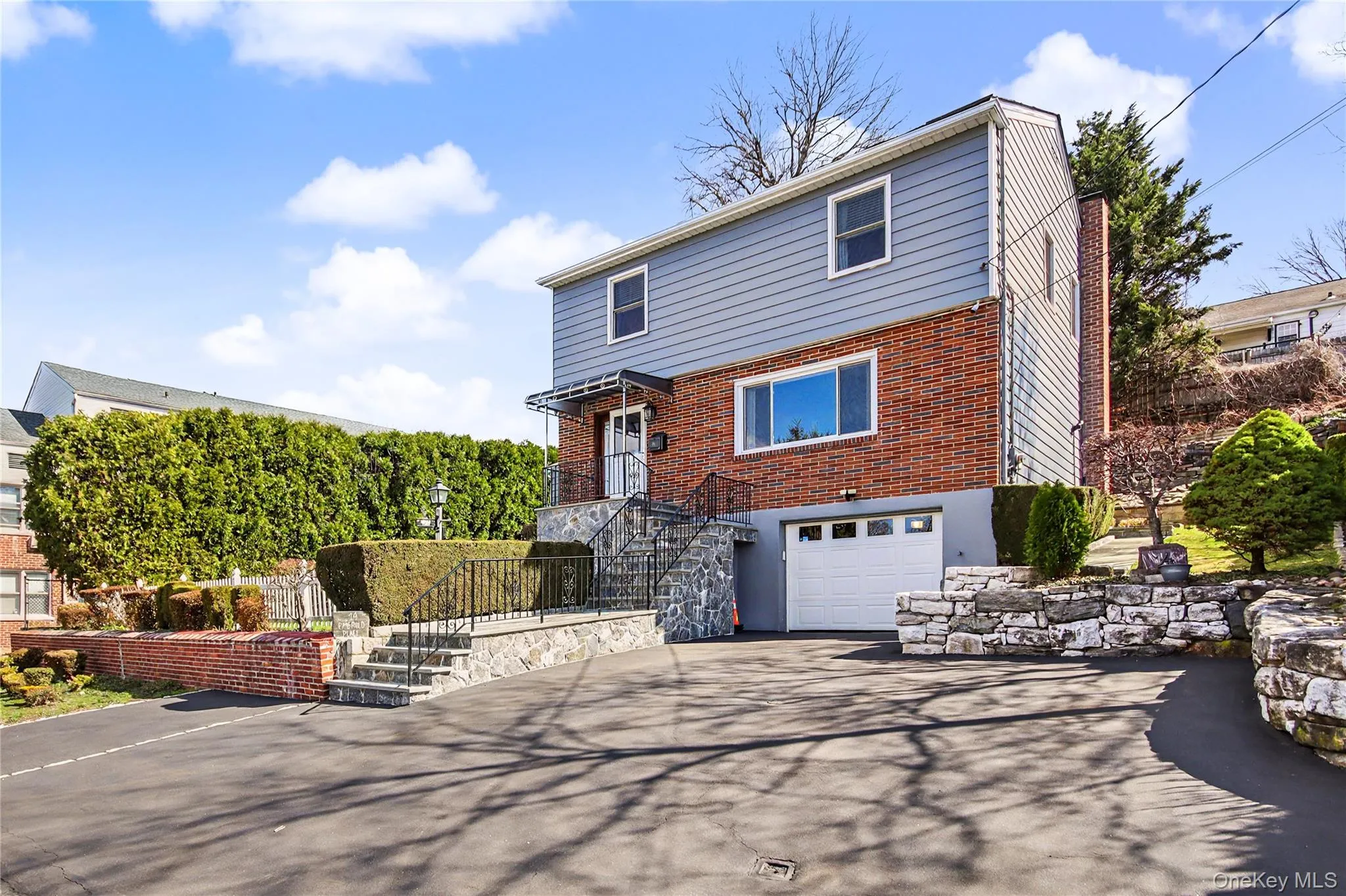 14 Emerald Place, Yonkers, NY, 3 Bedrooms Bedrooms, 10 Rooms Rooms,1 BathroomBathrooms,Residential,For Rent,Emerald,0,KEY984223 14 Emerald Place, Yonkers, NY, 3 Bedrooms Bedrooms, 10 Rooms Rooms,1 BathroomBathrooms,Residential,For Rent,Emerald,0,KEY984223