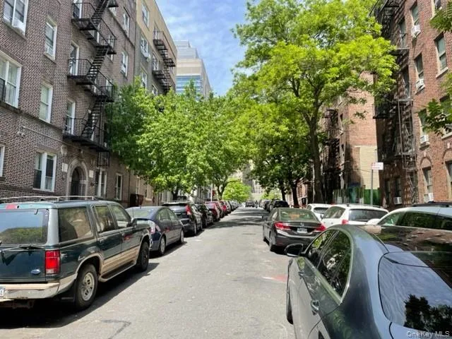 502 167th Street, New York, NY, 2 Bedrooms Bedrooms, 6 Rooms Rooms,1 BathroomBathrooms,Residential Lease,For Rent,167th,0,984226 502 167th Street, New York, NY, 2 Bedrooms Bedrooms, 6 Rooms Rooms,1 BathroomBathrooms,Residential Lease,For Rent,167th,0,984226