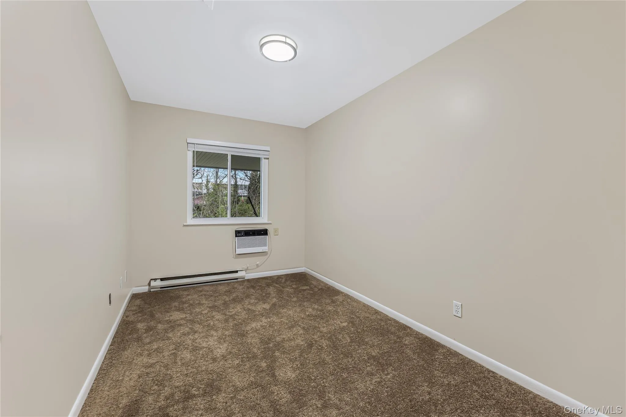 914 Old Country Road, Greenburgh, NY, 2 Bedrooms Bedrooms, 5 Rooms Rooms,1 BathroomBathrooms,Residential Lease,For Rent,Old Country,0,984235 914 Old Country Road, Greenburgh, NY, 2 Bedrooms Bedrooms, 5 Rooms Rooms,1 BathroomBathrooms,Residential Lease,For Rent,Old Country,0,984235