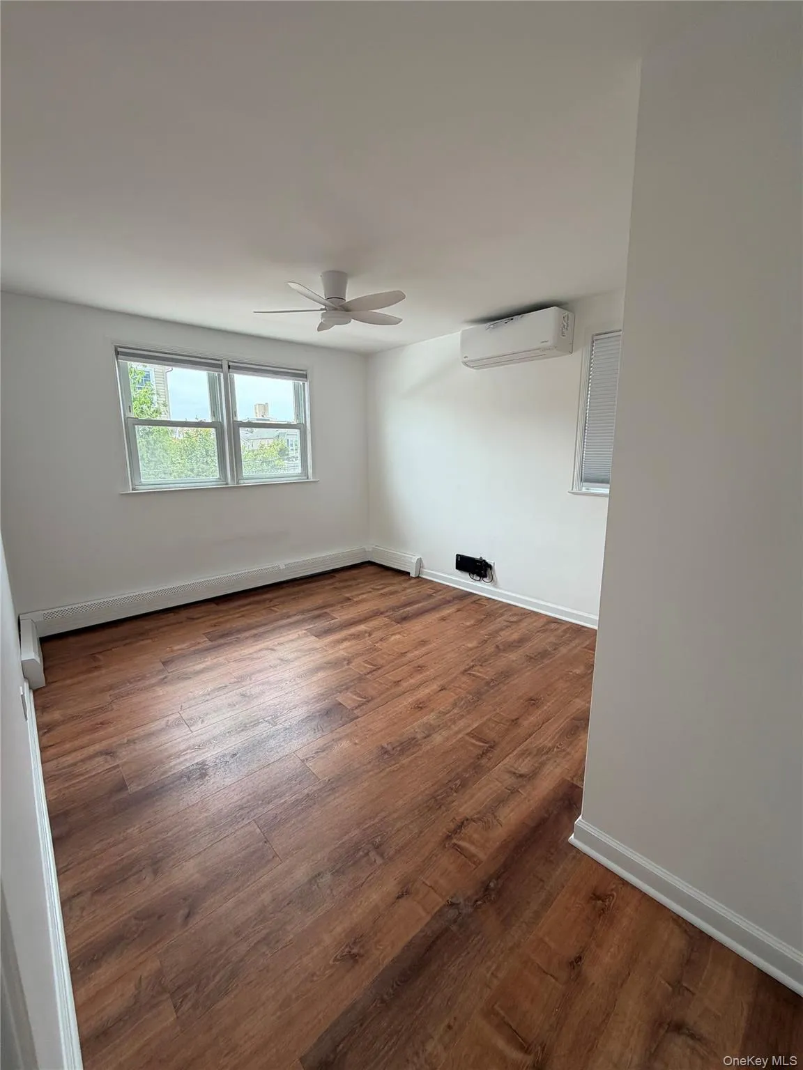 1st bedroom 1st bedroom