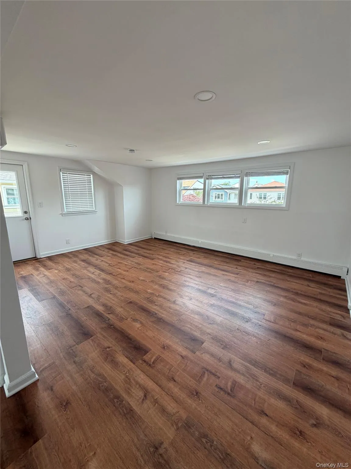 644 Olive Street, Long Beach, NY, 2 Bedrooms Bedrooms, 6 Rooms Rooms,1 BathroomBathrooms,Residential Lease,For Rent,Olive,0,KEY984239 644 Olive Street, Long Beach, NY, 2 Bedrooms Bedrooms, 6 Rooms Rooms,1 BathroomBathrooms,Residential Lease,For Rent,Olive,0,KEY984239