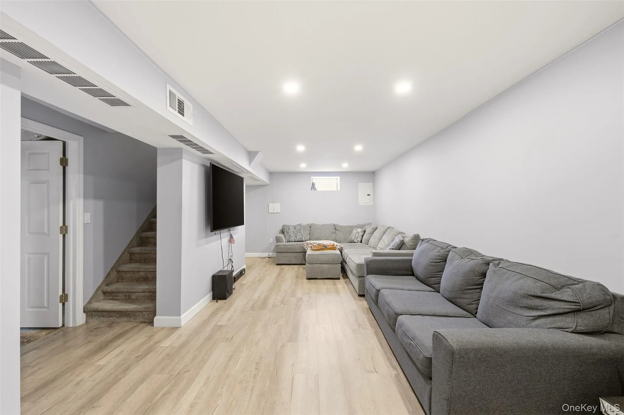 1155 Delmar Avenue, Hempstead, NY, 3 Bedrooms Bedrooms, 6 Rooms Rooms,2 BathroomsBathrooms,Residential,For Rent,Delmar,0,984249 1155 Delmar Avenue, Hempstead, NY, 3 Bedrooms Bedrooms, 6 Rooms Rooms,2 BathroomsBathrooms,Residential,For Rent,Delmar,0,984249