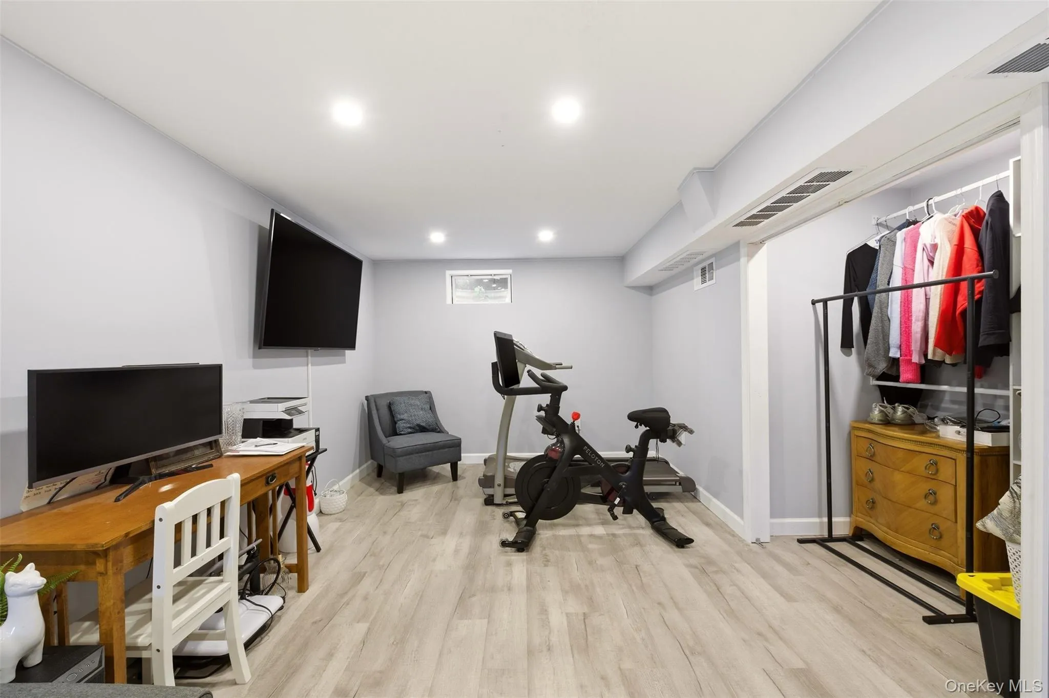 1155 Delmar Avenue, Hempstead, NY, 3 Bedrooms Bedrooms, 6 Rooms Rooms,2 BathroomsBathrooms,Residential,For Rent,Delmar,0,984249 1155 Delmar Avenue, Hempstead, NY, 3 Bedrooms Bedrooms, 6 Rooms Rooms,2 BathroomsBathrooms,Residential,For Rent,Delmar,0,984249