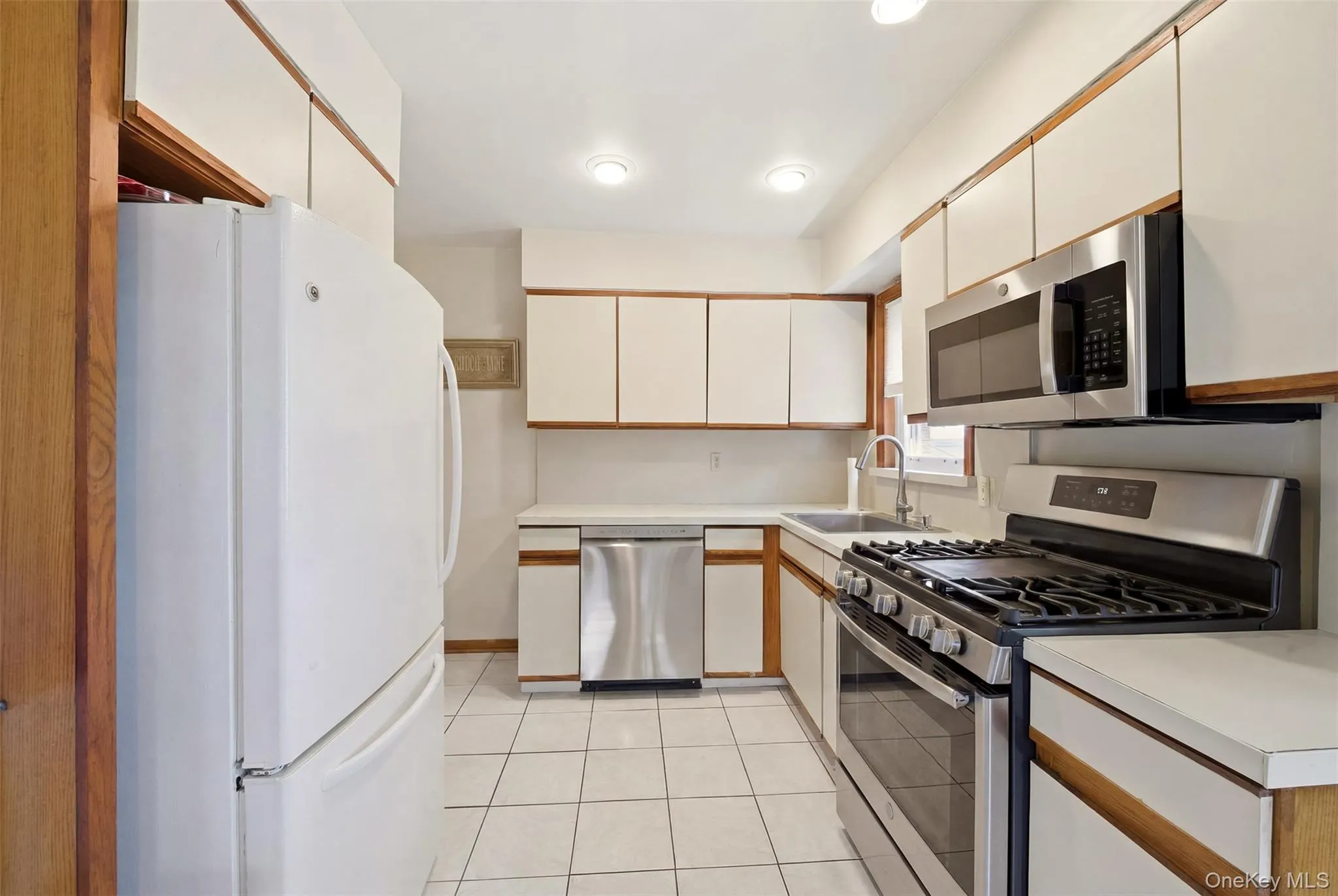 1155 Delmar Avenue, Hempstead, NY, 3 Bedrooms Bedrooms, 6 Rooms Rooms,2 BathroomsBathrooms,Residential,For Rent,Delmar,0,984249 1155 Delmar Avenue, Hempstead, NY, 3 Bedrooms Bedrooms, 6 Rooms Rooms,2 BathroomsBathrooms,Residential,For Rent,Delmar,0,984249