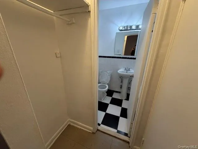87-20 175 Street, New York, NY, 3 Rooms Rooms,1 BathroomBathrooms,Residential Lease,For Rent,175,0,984253 87-20 175 Street, New York, NY, 3 Rooms Rooms,1 BathroomBathrooms,Residential Lease,For Rent,175,0,984253
