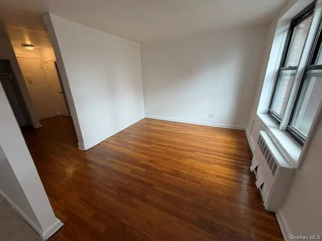 REAR ROOM REAR ROOM