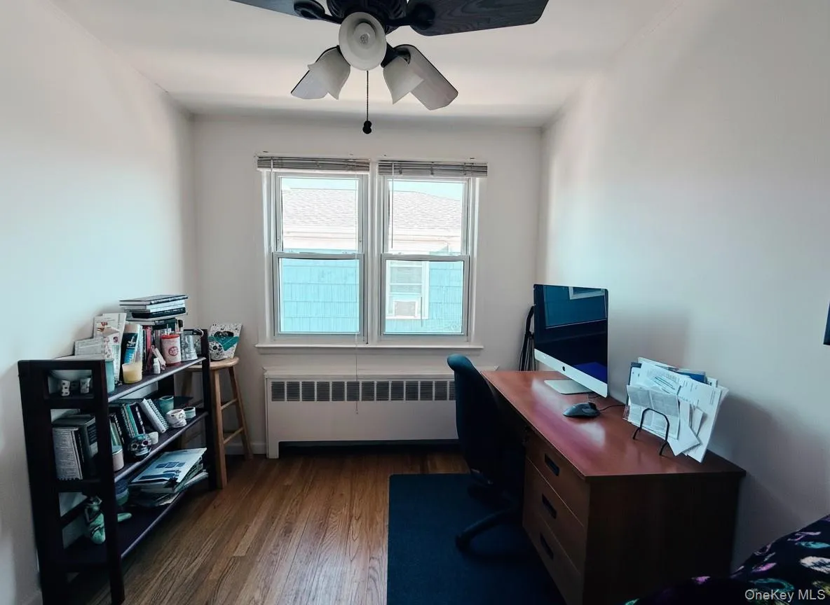 525 Olive Street, Long Beach, NY, 2 Bedrooms Bedrooms, 5 Rooms Rooms,1 BathroomBathrooms,Residential Lease,For Rent,Olive,0,984257 525 Olive Street, Long Beach, NY, 2 Bedrooms Bedrooms, 5 Rooms Rooms,1 BathroomBathrooms,Residential Lease,For Rent,Olive,0,984257