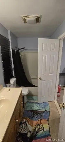 30 Madeley Lane, Brookhaven, NY, 1 Bedroom Bedrooms, 1 Room Rooms,1 BathroomBathrooms,Residential Lease,For Rent,Madeley,0,984262 30 Madeley Lane, Brookhaven, NY, 1 Bedroom Bedrooms, 1 Room Rooms,1 BathroomBathrooms,Residential Lease,For Rent,Madeley,0,984262