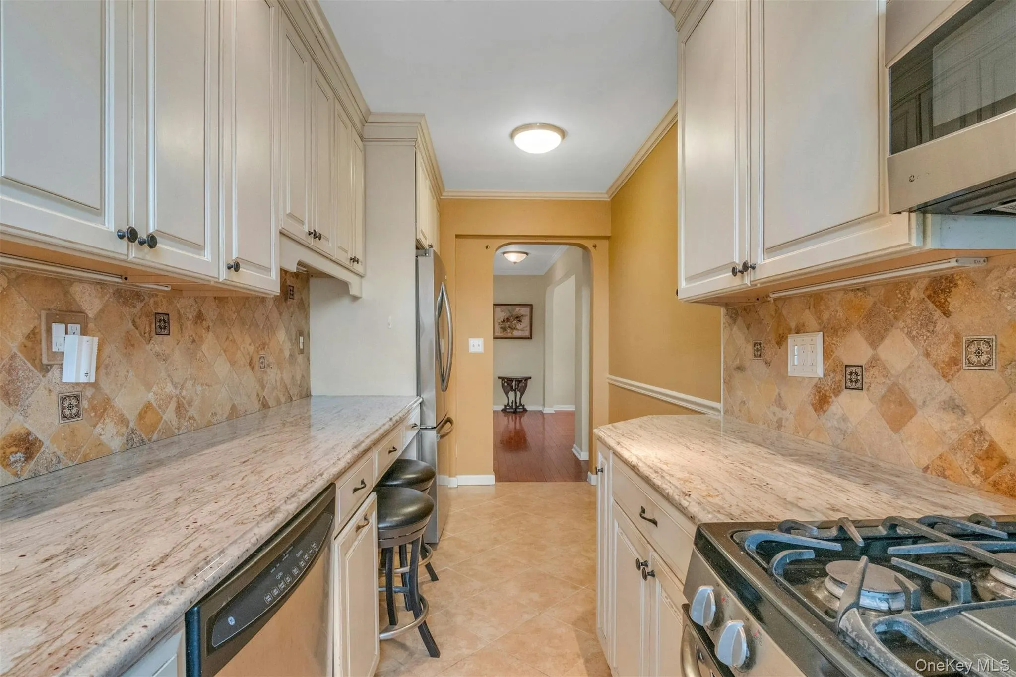 Lots of counter space Lots of counter space