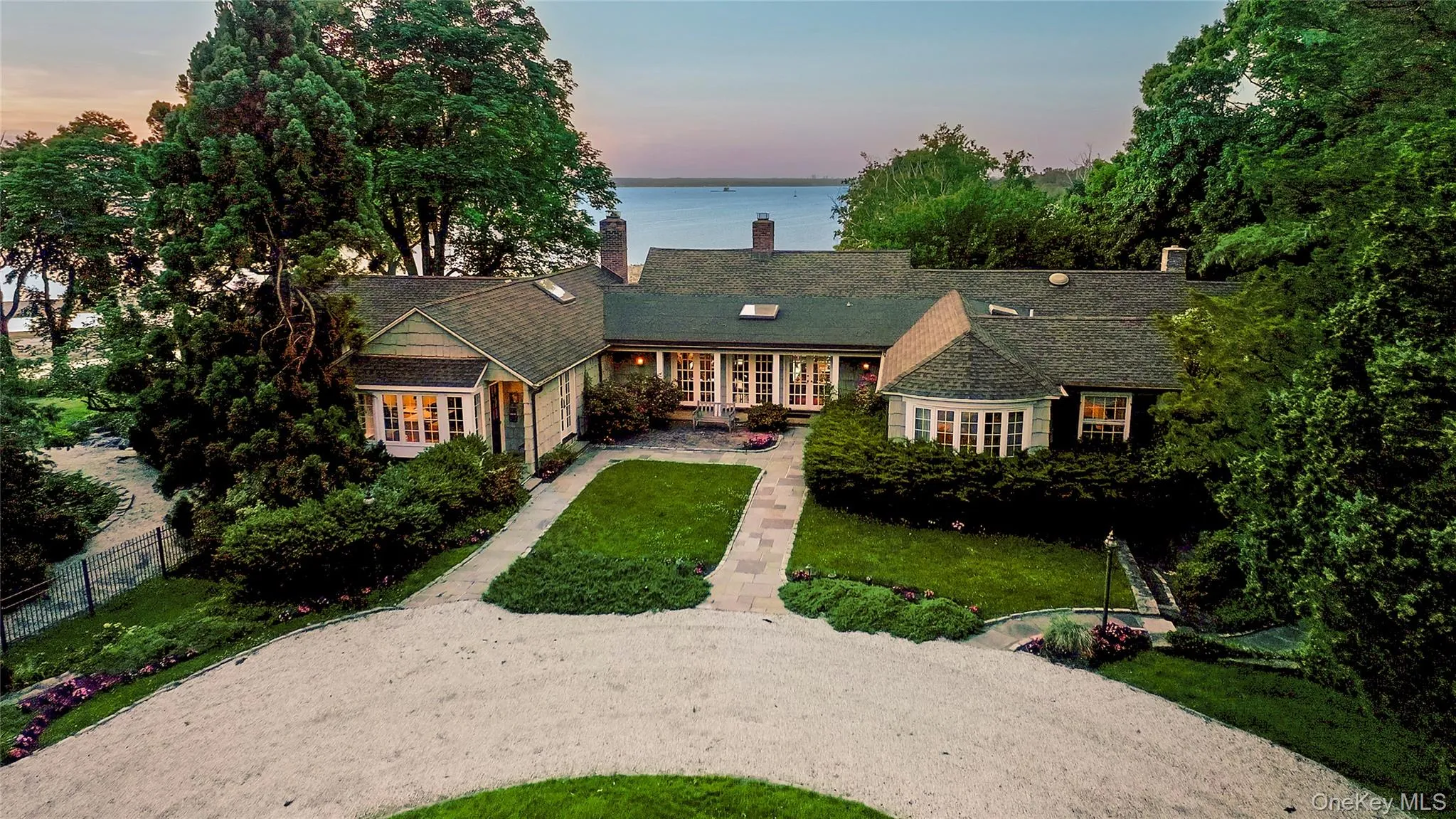 120 Creek Farms Road, North Hempstead, NY, 4 Bedrooms Bedrooms, 10 Rooms Rooms,3 BathroomsBathrooms,Residential,For Rent,Creek Farms,0,984288 120 Creek Farms Road, North Hempstead, NY, 4 Bedrooms Bedrooms, 10 Rooms Rooms,3 BathroomsBathrooms,Residential,For Rent,Creek Farms,0,984288