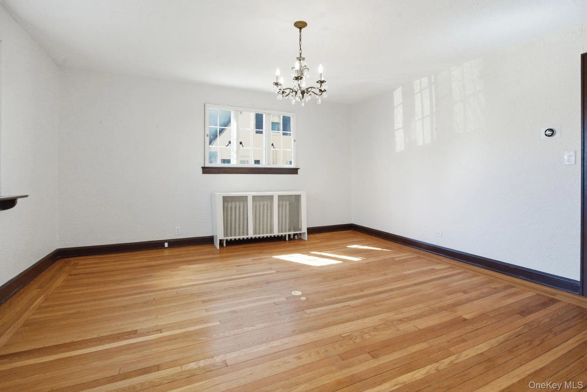 5 Seymour Place, White Plains, NY, 4 Bedrooms Bedrooms, 8 Rooms Rooms,3 BathroomsBathrooms,Residential Lease,For Rent,Seymour,0,984310 5 Seymour Place, White Plains, NY, 4 Bedrooms Bedrooms, 8 Rooms Rooms,3 BathroomsBathrooms,Residential Lease,For Rent,Seymour,0,984310