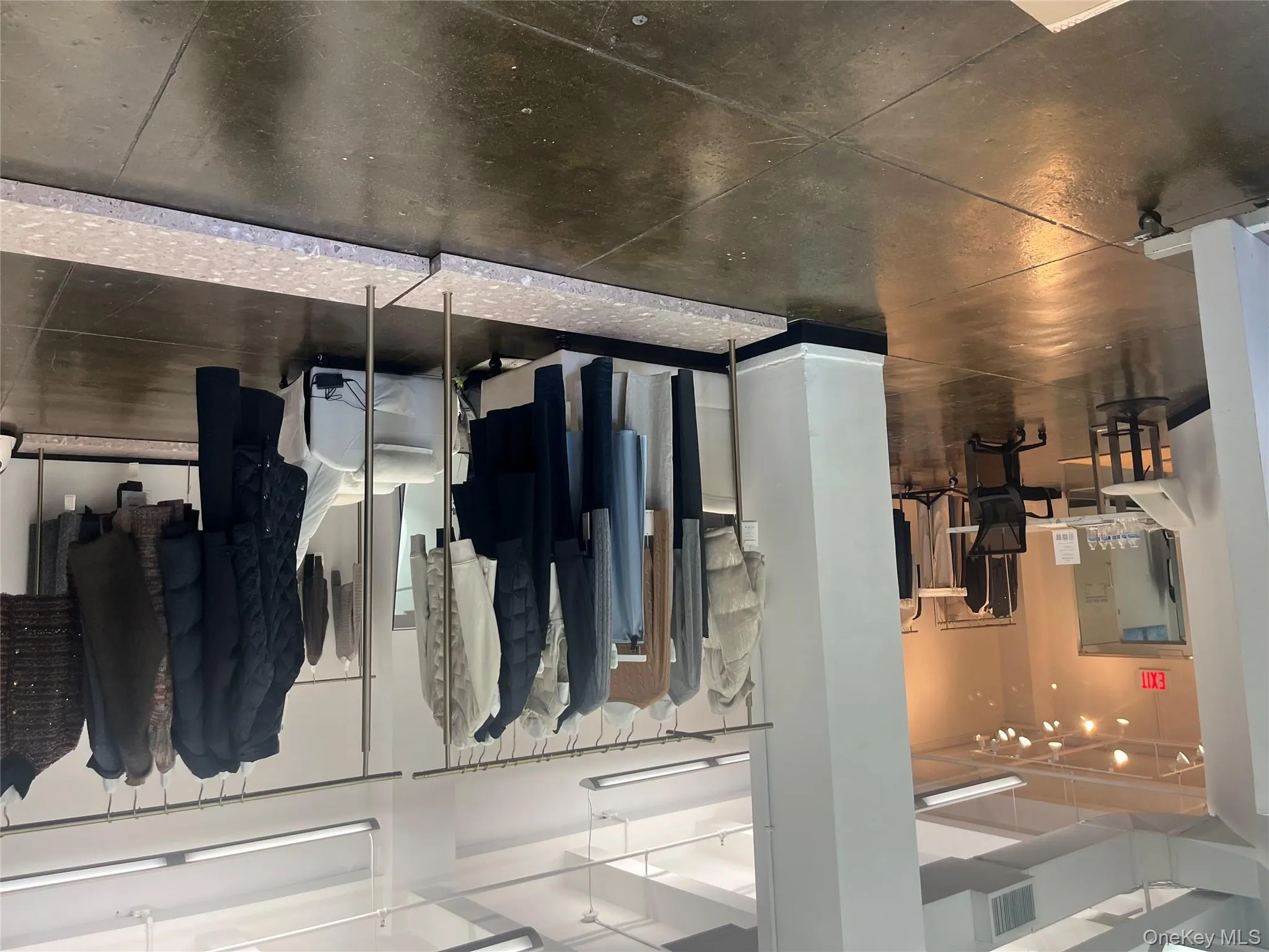 209 38th Street, New York, NY, ,Commercial Lease,For Rent,38th,0,984312 209 38th Street, New York, NY, ,Commercial Lease,For Rent,38th,0,984312