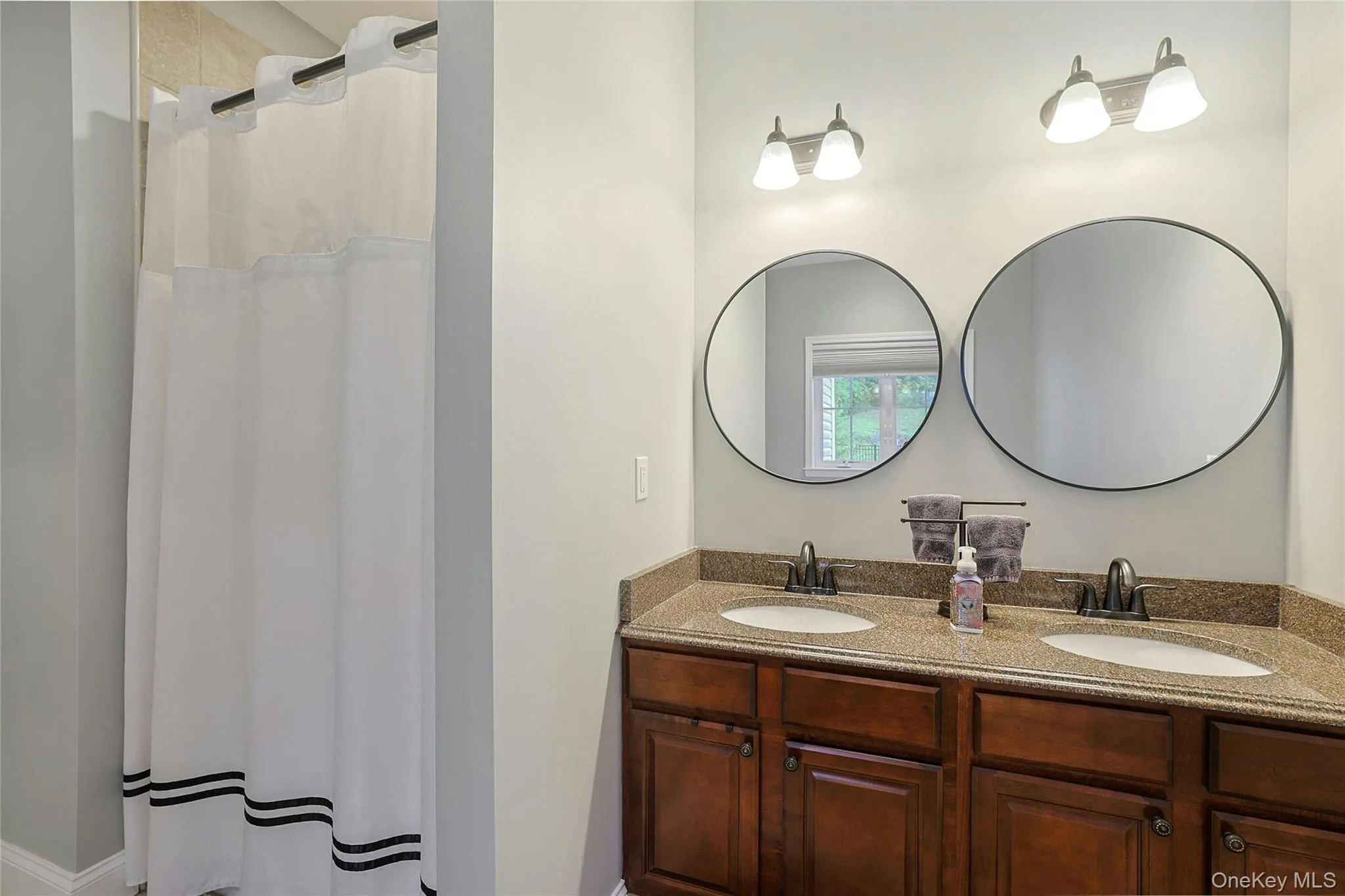 18 Tanyas Court, Monroe, NY, 4 Bedrooms Bedrooms, 12 Rooms Rooms,2 BathroomsBathrooms,Residential,For Rent,Tanyas,0,984314 18 Tanyas Court, Monroe, NY, 4 Bedrooms Bedrooms, 12 Rooms Rooms,2 BathroomsBathrooms,Residential,For Rent,Tanyas,0,984314