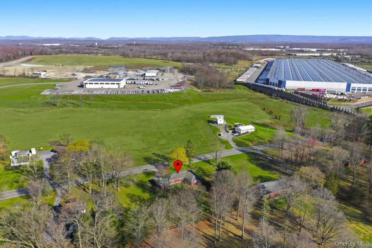 555 State Route 416, Montgomery, NY, 4 Bedrooms Bedrooms, 8 Rooms Rooms,2 BathroomsBathrooms,Residential,For Rent,State Route 416,0,984326 555 State Route 416, Montgomery, NY, 4 Bedrooms Bedrooms, 8 Rooms Rooms,2 BathroomsBathrooms,Residential,For Rent,State Route 416,0,984326