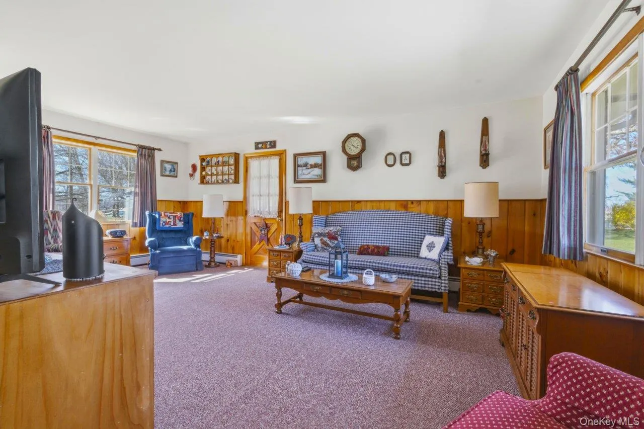 555 State Route 416, Montgomery, NY, 4 Bedrooms Bedrooms, 8 Rooms Rooms,2 BathroomsBathrooms,Residential,For Rent,State Route 416,0,984326 555 State Route 416, Montgomery, NY, 4 Bedrooms Bedrooms, 8 Rooms Rooms,2 BathroomsBathrooms,Residential,For Rent,State Route 416,0,984326