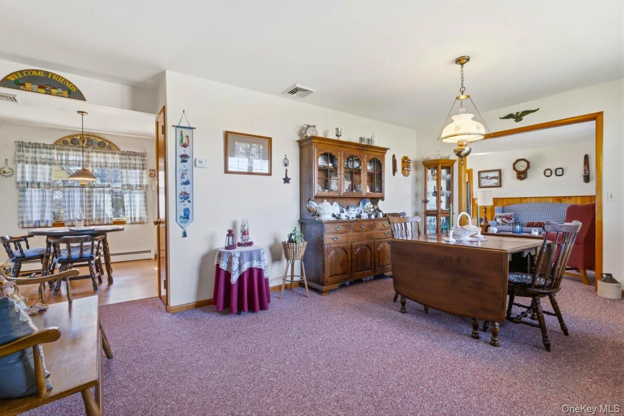 555 State Route 416, Montgomery, NY, 4 Bedrooms Bedrooms, 8 Rooms Rooms,2 BathroomsBathrooms,Residential,For Rent,State Route 416,0,984326 555 State Route 416, Montgomery, NY, 4 Bedrooms Bedrooms, 8 Rooms Rooms,2 BathroomsBathrooms,Residential,For Rent,State Route 416,0,984326