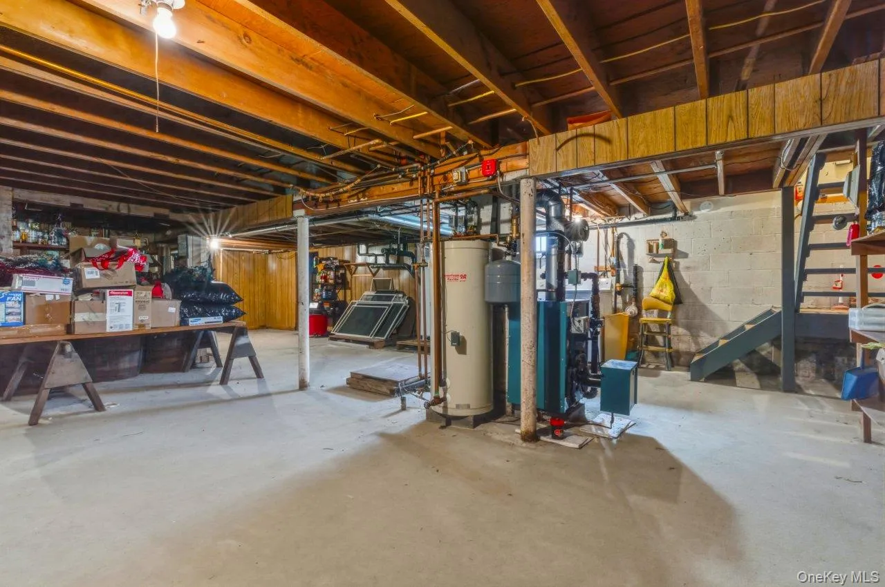 555 State Route 416, Montgomery, NY, 4 Bedrooms Bedrooms, 8 Rooms Rooms,2 BathroomsBathrooms,Residential,For Rent,State Route 416,0,984326 555 State Route 416, Montgomery, NY, 4 Bedrooms Bedrooms, 8 Rooms Rooms,2 BathroomsBathrooms,Residential,For Rent,State Route 416,0,984326