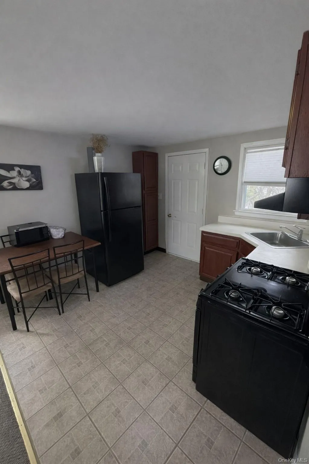 308 Kansas Street, Babylon, NY, 2 Bedrooms Bedrooms, 4 Rooms Rooms,1 BathroomBathrooms,Residential Lease,For Rent,Kansas,0,984349 308 Kansas Street, Babylon, NY, 2 Bedrooms Bedrooms, 4 Rooms Rooms,1 BathroomBathrooms,Residential Lease,For Rent,Kansas,0,984349