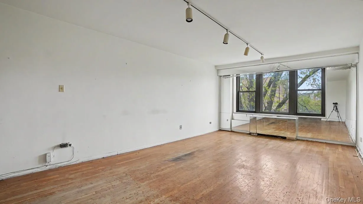18-75 Corporal Kennedy Street, New York, NY, 3 Bedrooms Bedrooms, 6 Rooms Rooms,2 BathroomsBathrooms,Residential,For Rent,Corporal Kennedy,0,984360 18-75 Corporal Kennedy Street, New York, NY, 3 Bedrooms Bedrooms, 6 Rooms Rooms,2 BathroomsBathrooms,Residential,For Rent,Corporal Kennedy,0,984360