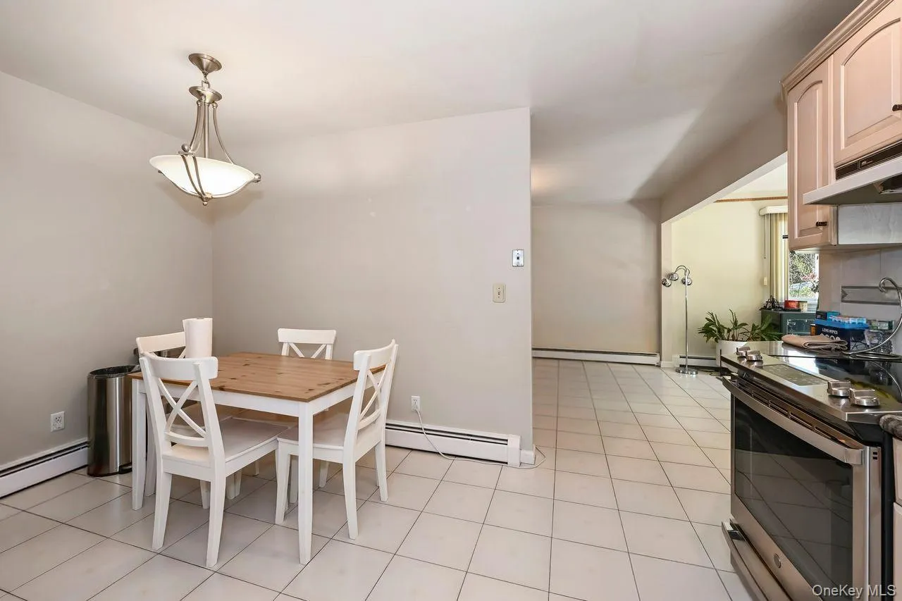 Eat-in area Eat-in area