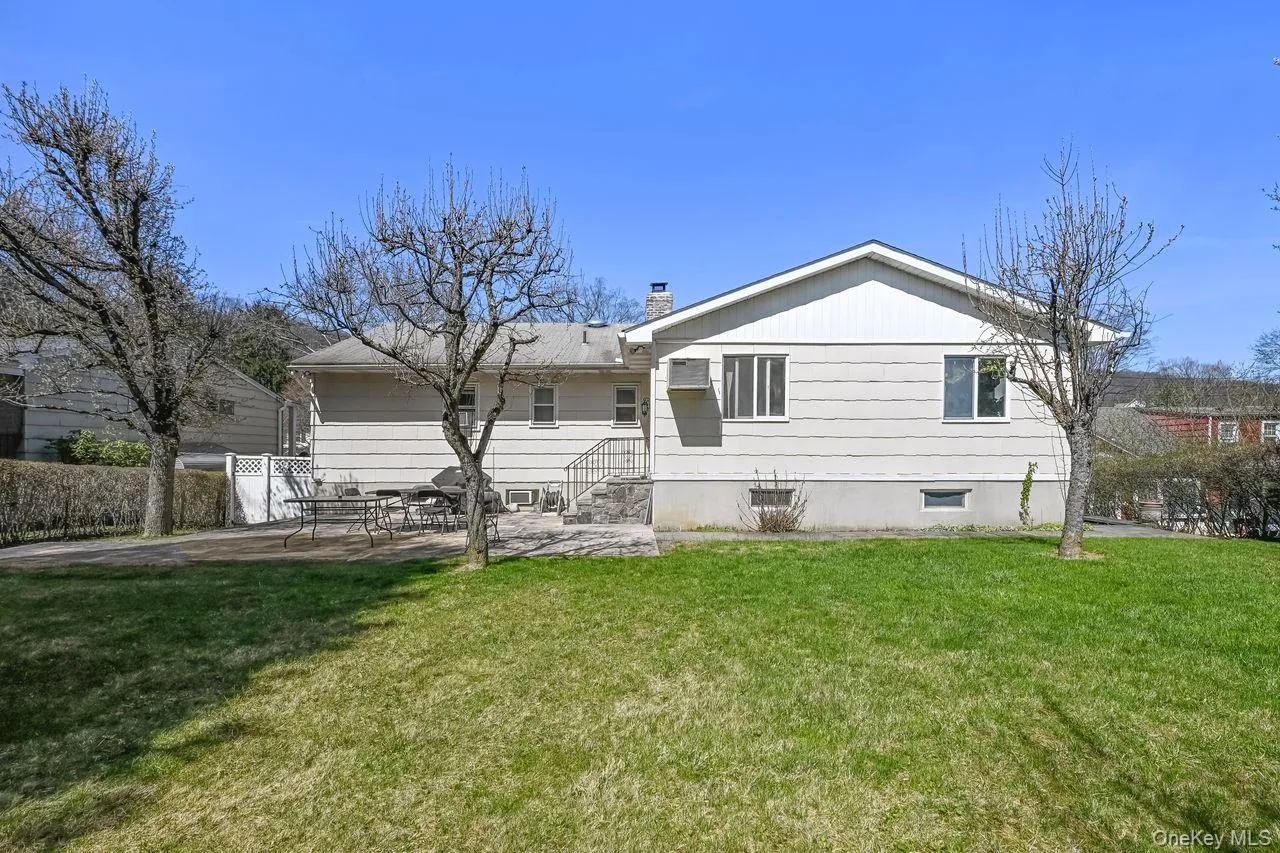 568 Manville Road, Mount Pleasant, NY, 4 Bedrooms Bedrooms, 9 Rooms Rooms,2 BathroomsBathrooms,Residential Lease,For Rent,Manville,0,984362 568 Manville Road, Mount Pleasant, NY, 4 Bedrooms Bedrooms, 9 Rooms Rooms,2 BathroomsBathrooms,Residential Lease,For Rent,Manville,0,984362