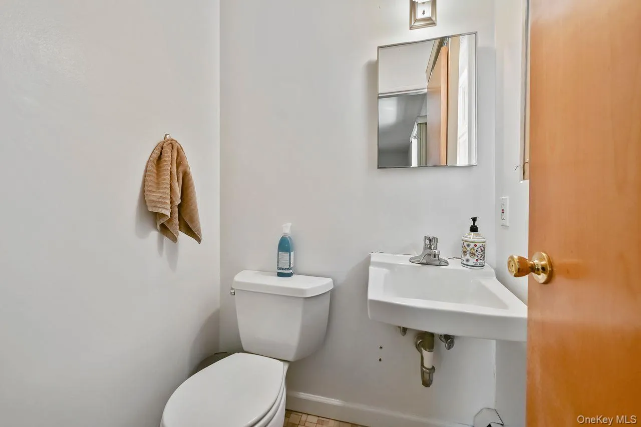 2 Piece only. 2 Piece only.