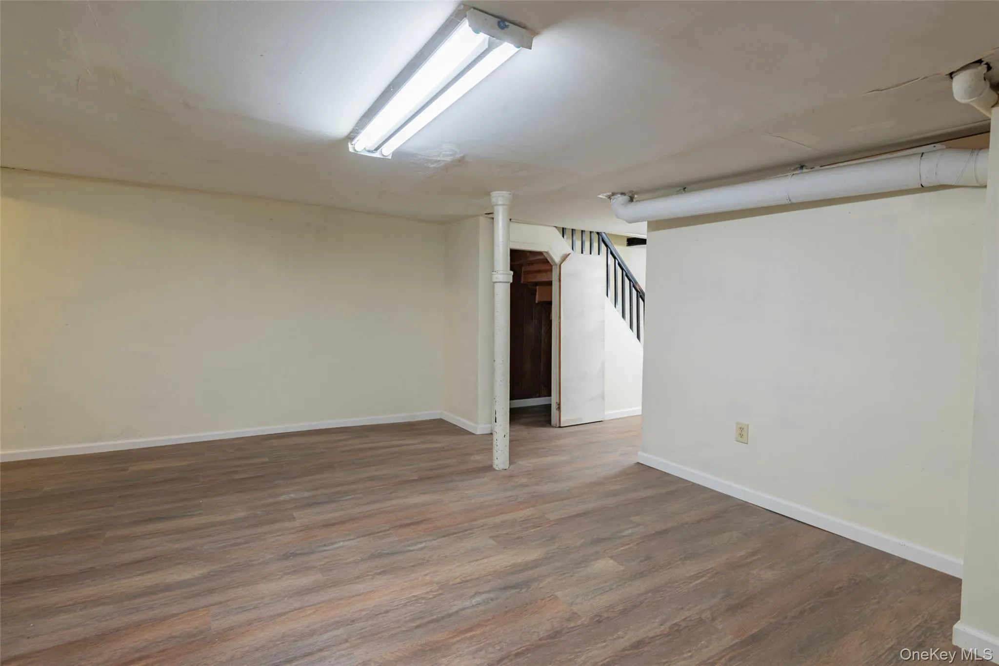 116-50 227th Street, New York, NY, 4 Bedrooms Bedrooms, 7 Rooms Rooms,1 BathroomBathrooms,Residential,For Rent,227th,0,984380 116-50 227th Street, New York, NY, 4 Bedrooms Bedrooms, 7 Rooms Rooms,1 BathroomBathrooms,Residential,For Rent,227th,0,984380