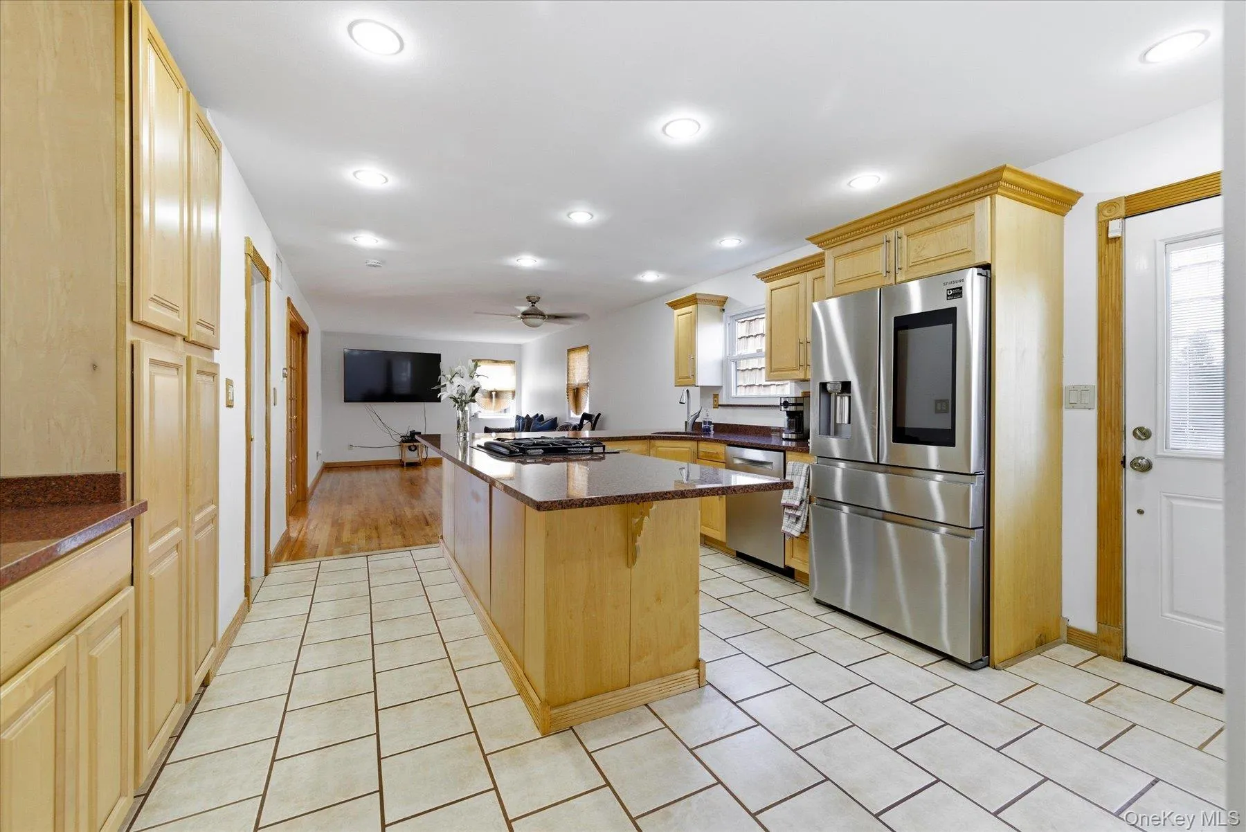 34 Vandewater Avenue, Hempstead, NY, 4 Bedrooms Bedrooms, 10 Rooms Rooms,3 BathroomsBathrooms,Residential,For Rent,Vandewater,0,984388 34 Vandewater Avenue, Hempstead, NY, 4 Bedrooms Bedrooms, 10 Rooms Rooms,3 BathroomsBathrooms,Residential,For Rent,Vandewater,0,984388