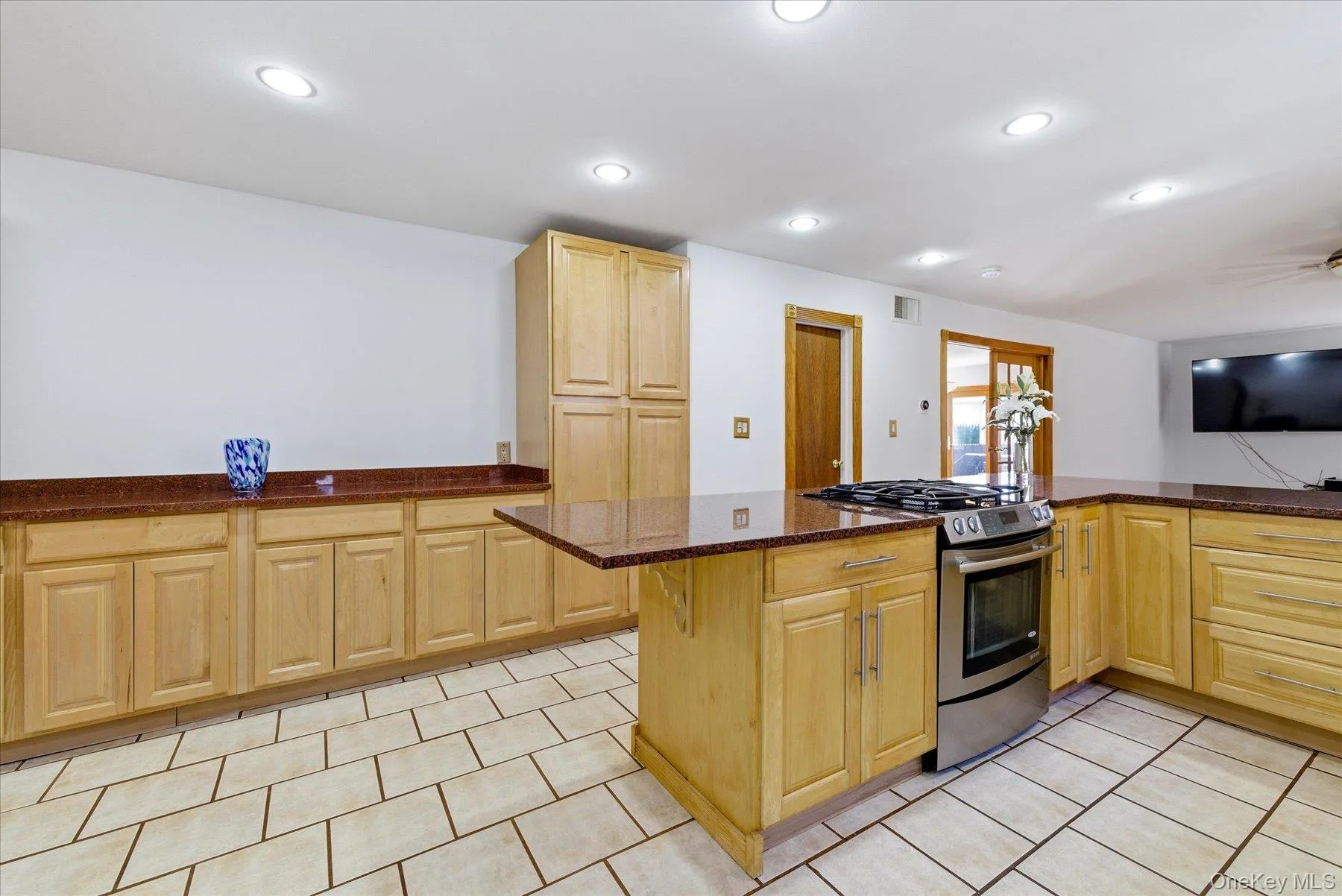 34 Vandewater Avenue, Hempstead, NY, 4 Bedrooms Bedrooms, 10 Rooms Rooms,3 BathroomsBathrooms,Residential,For Rent,Vandewater,0,984388 34 Vandewater Avenue, Hempstead, NY, 4 Bedrooms Bedrooms, 10 Rooms Rooms,3 BathroomsBathrooms,Residential,For Rent,Vandewater,0,984388