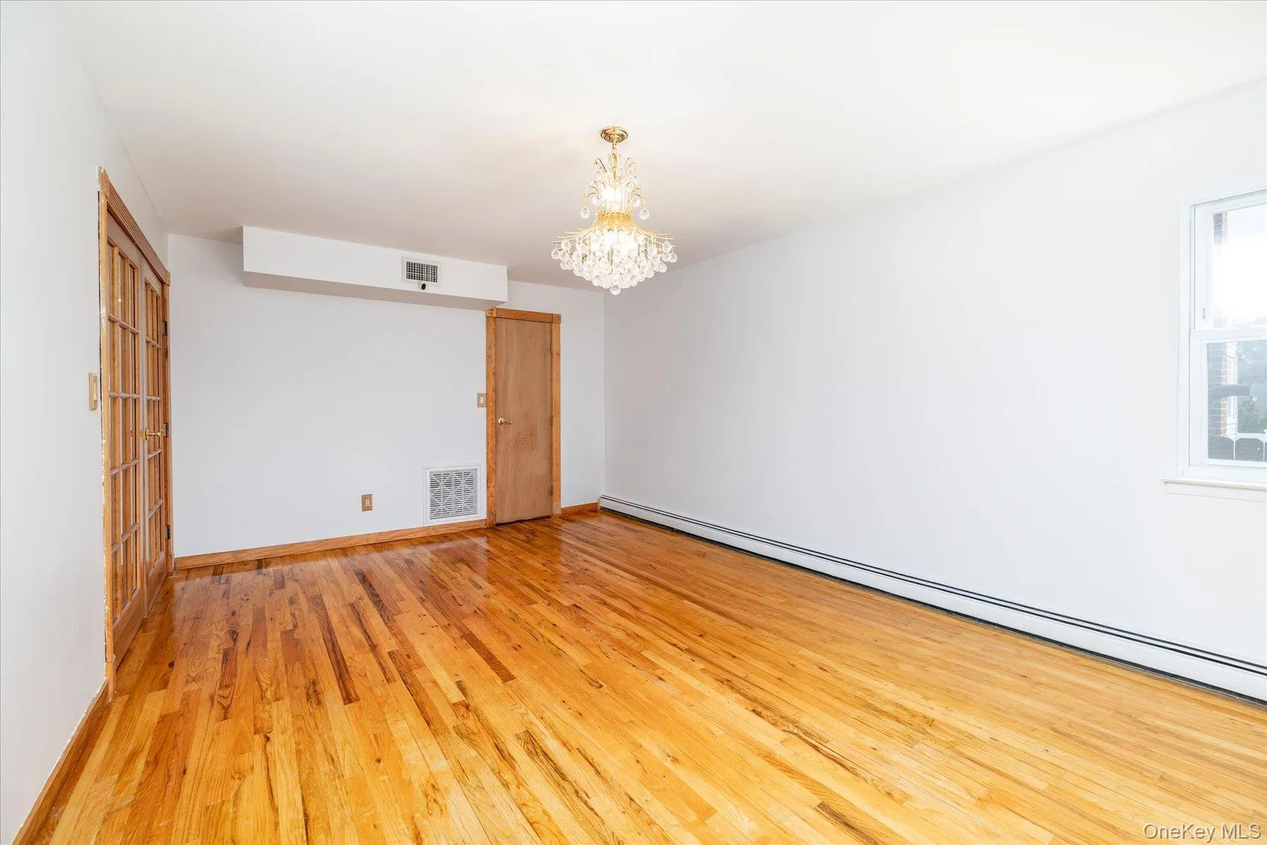 34 Vandewater Avenue, Hempstead, NY, 4 Bedrooms Bedrooms, 10 Rooms Rooms,3 BathroomsBathrooms,Residential,For Rent,Vandewater,0,984388 34 Vandewater Avenue, Hempstead, NY, 4 Bedrooms Bedrooms, 10 Rooms Rooms,3 BathroomsBathrooms,Residential,For Rent,Vandewater,0,984388