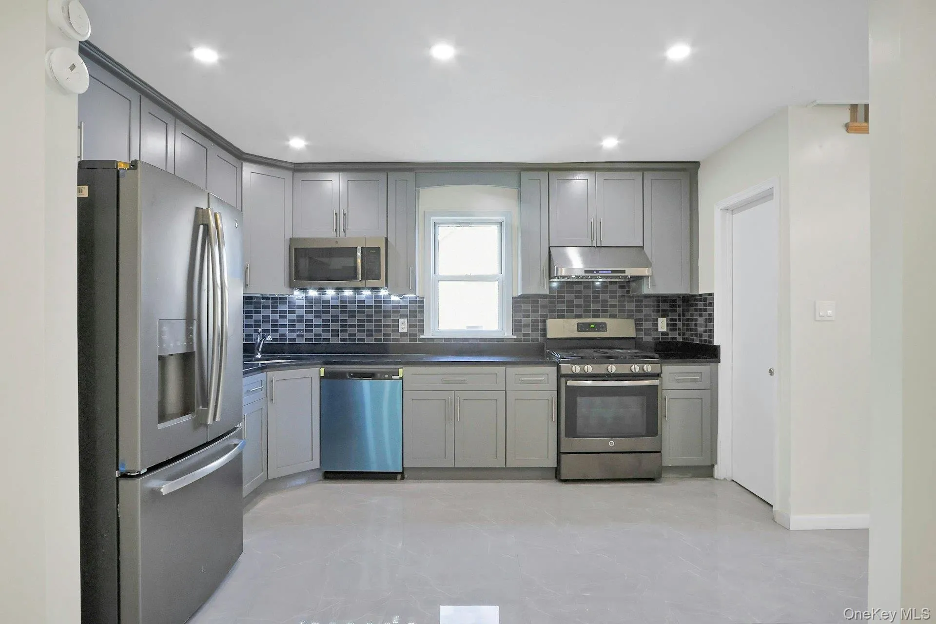 22 Firth Street, Cornwall, NY, 3 Bedrooms Bedrooms, 8 Rooms Rooms,1 BathroomBathrooms,Residential Lease,For Rent,Firth,0,984391 22 Firth Street, Cornwall, NY, 3 Bedrooms Bedrooms, 8 Rooms Rooms,1 BathroomBathrooms,Residential Lease,For Rent,Firth,0,984391