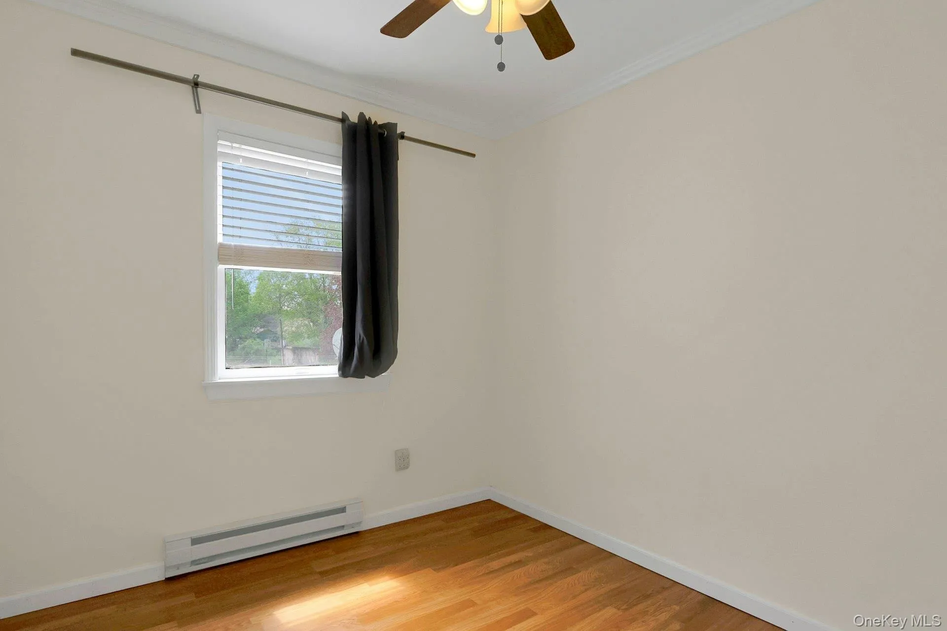 Craft room, office, walk-in closet, extra bedroom Craft room, office, walk-in closet, extra bedroom