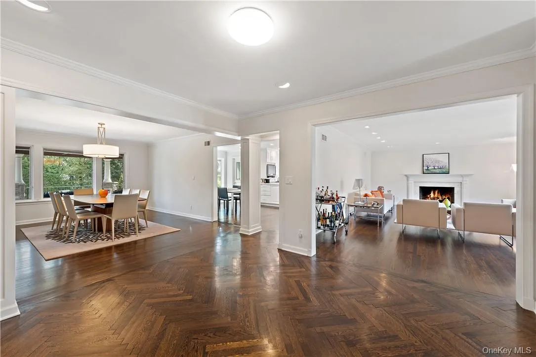 Entry Foyer with gleaming hardwood floors Entry Foyer with gleaming hardwood floors