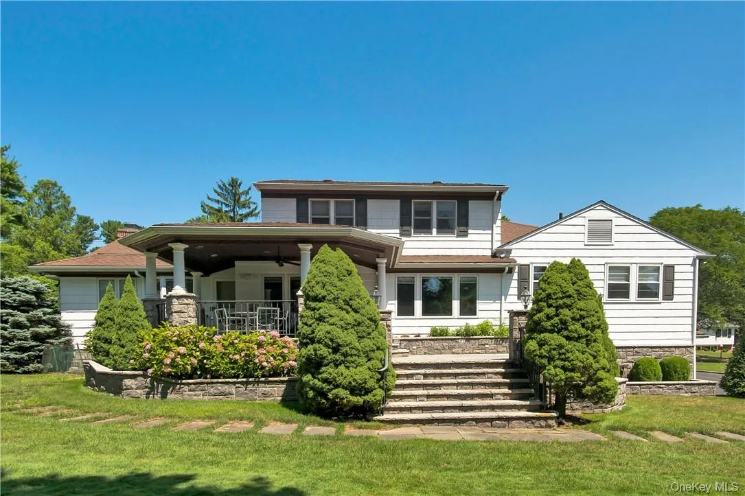40 Meadow Road, Scarsdale, NY, 5 Bedrooms Bedrooms, 12 Rooms Rooms,4 BathroomsBathrooms,Residential Lease,For Rent,Meadow,0,984397 40 Meadow Road, Scarsdale, NY, 5 Bedrooms Bedrooms, 12 Rooms Rooms,4 BathroomsBathrooms,Residential Lease,For Rent,Meadow,0,984397