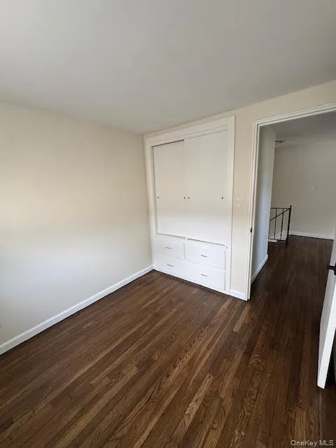 1 Gilbert Avenue, Smithtown, NY, 3 Bedrooms Bedrooms, 6 Rooms Rooms,1 BathroomBathrooms,Residential Lease,For Rent,Gilbert,0,984406 1 Gilbert Avenue, Smithtown, NY, 3 Bedrooms Bedrooms, 6 Rooms Rooms,1 BathroomBathrooms,Residential Lease,For Rent,Gilbert,0,984406