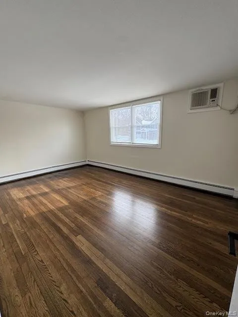 1 Gilbert Avenue, Smithtown, NY, 3 Bedrooms Bedrooms, 6 Rooms Rooms,1 BathroomBathrooms,Residential Lease,For Rent,Gilbert,0,984406 1 Gilbert Avenue, Smithtown, NY, 3 Bedrooms Bedrooms, 6 Rooms Rooms,1 BathroomBathrooms,Residential Lease,For Rent,Gilbert,0,984406