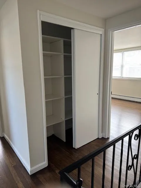 1 Gilbert Avenue, Smithtown, NY, 3 Bedrooms Bedrooms, 6 Rooms Rooms,1 BathroomBathrooms,Residential Lease,For Rent,Gilbert,0,984406 1 Gilbert Avenue, Smithtown, NY, 3 Bedrooms Bedrooms, 6 Rooms Rooms,1 BathroomBathrooms,Residential Lease,For Rent,Gilbert,0,984406