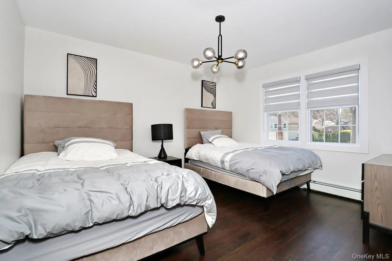 10 Millbury Street, Ramapo, NY, 6 Bedrooms Bedrooms, 9 Rooms Rooms,2 BathroomsBathrooms,Residential Lease,For Rent,Millbury,0,984413 10 Millbury Street, Ramapo, NY, 6 Bedrooms Bedrooms, 9 Rooms Rooms,2 BathroomsBathrooms,Residential Lease,For Rent,Millbury,0,984413