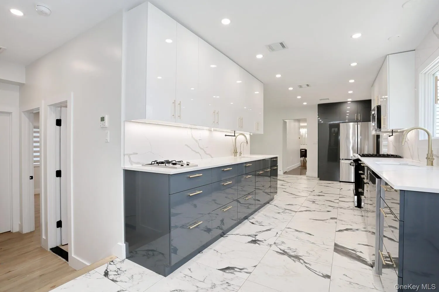 10 Millbury Street, Ramapo, NY, 6 Bedrooms Bedrooms, 9 Rooms Rooms,2 BathroomsBathrooms,Residential Lease,For Rent,Millbury,0,984413 10 Millbury Street, Ramapo, NY, 6 Bedrooms Bedrooms, 9 Rooms Rooms,2 BathroomsBathrooms,Residential Lease,For Rent,Millbury,0,984413