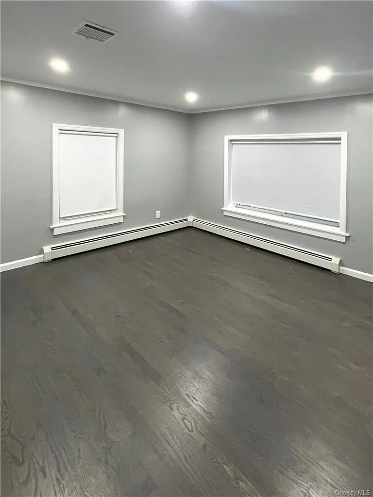 31 Riverside Avenue, Haverstraw, NY, 3 Bedrooms Bedrooms, 5 Rooms Rooms,1 BathroomBathrooms,Residential Lease,For Rent,Riverside,0,984459 31 Riverside Avenue, Haverstraw, NY, 3 Bedrooms Bedrooms, 5 Rooms Rooms,1 BathroomBathrooms,Residential Lease,For Rent,Riverside,0,984459